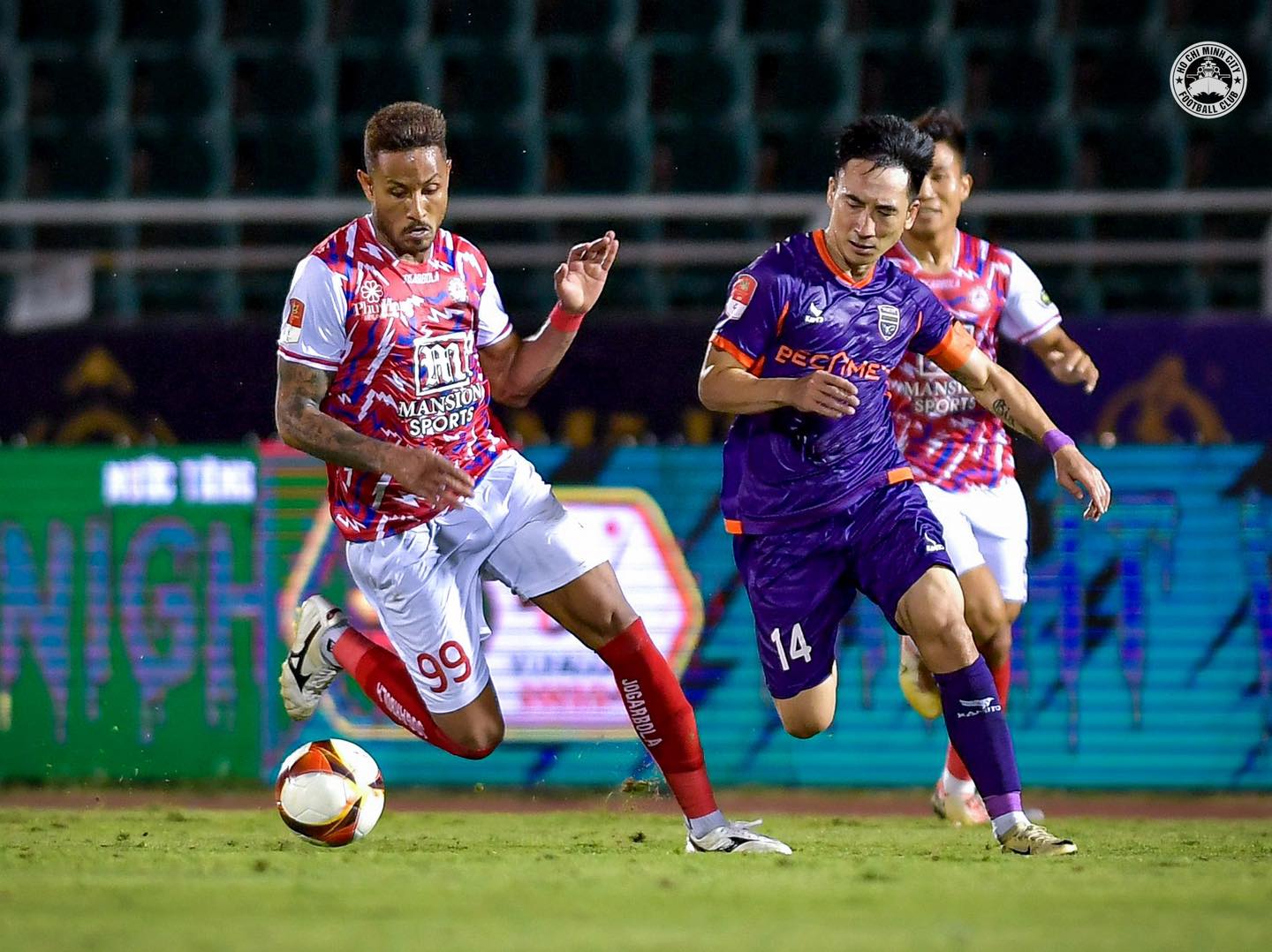 Ảnh bài viết Phong tỏa Tiến Linh và đồng đội, HLV TP.HCM tiết lộ bí quyết