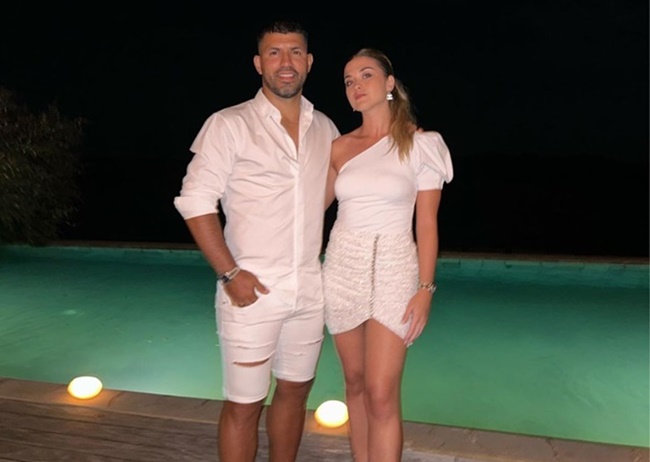 Ảnh bài viết Aguero báo hỷ cùng bạn gái kém 8 tuổi
