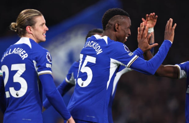 Ảnh bài viết 5 bàn nghẹt thở, Chelsea bám sát Newcastle