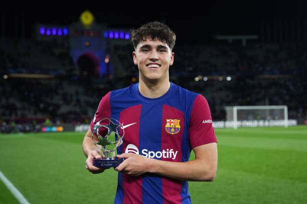 Nhìn Cubarsi, mới thấy Sergi Roberto đã đúng