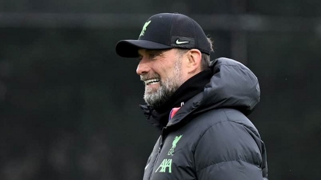 Klopp xin lỗi trọng tài sau khoảnh khắc nóng giận