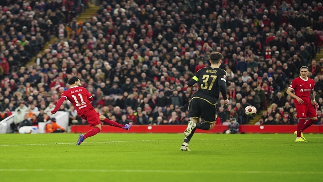 Nhìn Salah, Man Utd đang "run như cầy sấy"