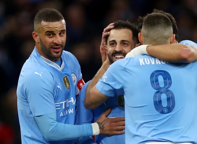 Silva lập cú đúp, Man City vào bán kết FA Cup