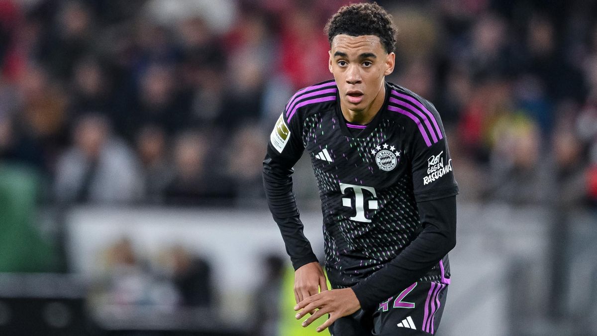 Đội hình tiêu biểu tại 5 giải VĐQG châu Âu tuần qua: Điểm 10 cho Mbappe và Musiala 
