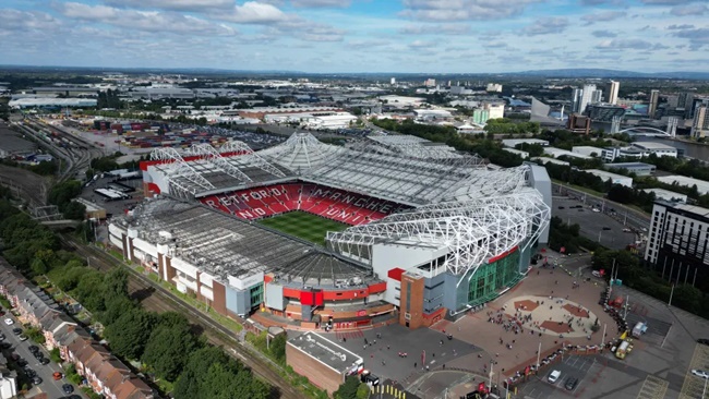 Ảnh bài viết Sân Old Trafford có sức chứa 100.000 chỗ ngồi gây sốt