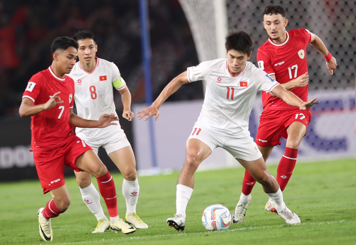 Ảnh bài viết "Tuyển Việt Nam không xây dựng được lối chơi của chính mình"