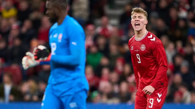 Rasmus Hojlund lại khiến CĐV Man United mỉm cười