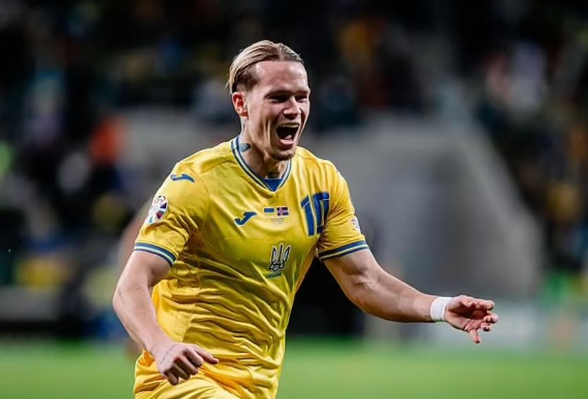 Mudryk đưa Ukraine đến EURO 2024