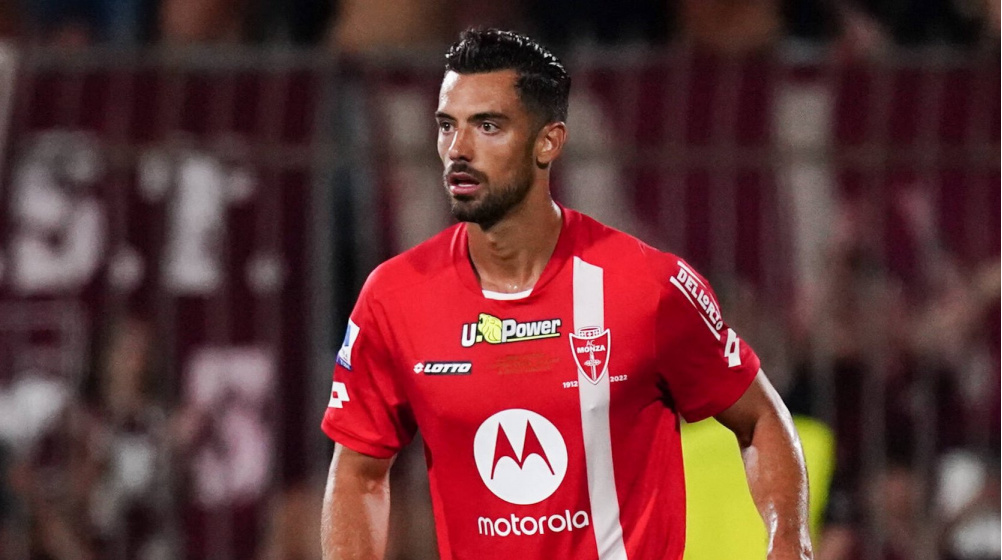 Ảnh bài viết Hàng thải Arsenal được 2 ông lớn theo đuổi 