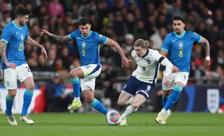 Ảnh bài viết Ferdinand tiến cử tiền vệ cho Pep Guardiola