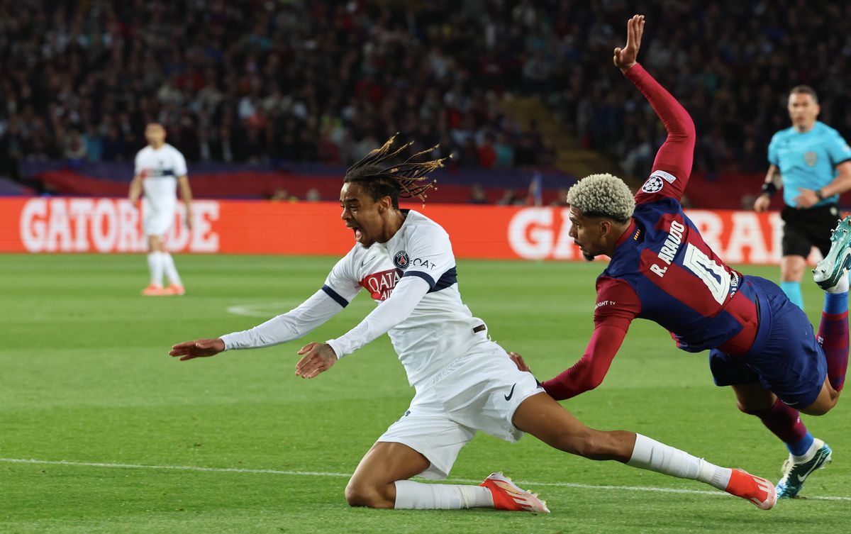 Ảnh bài viết Tội đồ mong CĐV Barca tha lỗi