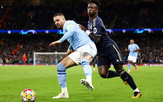 Ảnh bài viết Kyle Walker gây sốt khi cho Vinicius 'hít khói'