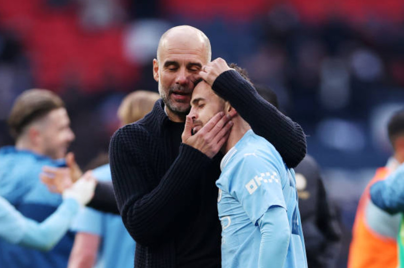 Guardiola: “Man City có màn trình diễn không thể chấp nhận” 