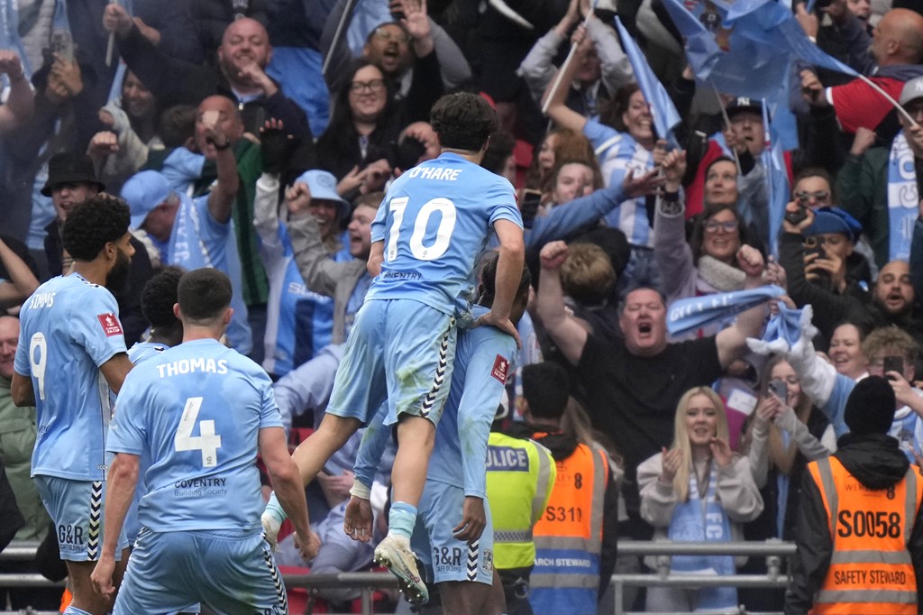 TRỰC TIẾP Coventry City 3-3 Man Utd (Pen: 2-4): Man Utd đi tiếp
