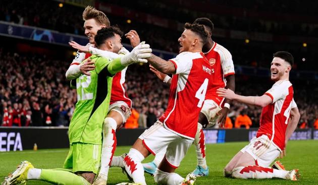 Jens Lehmann nêu lý do Arsenal không thể vô địch Premier League