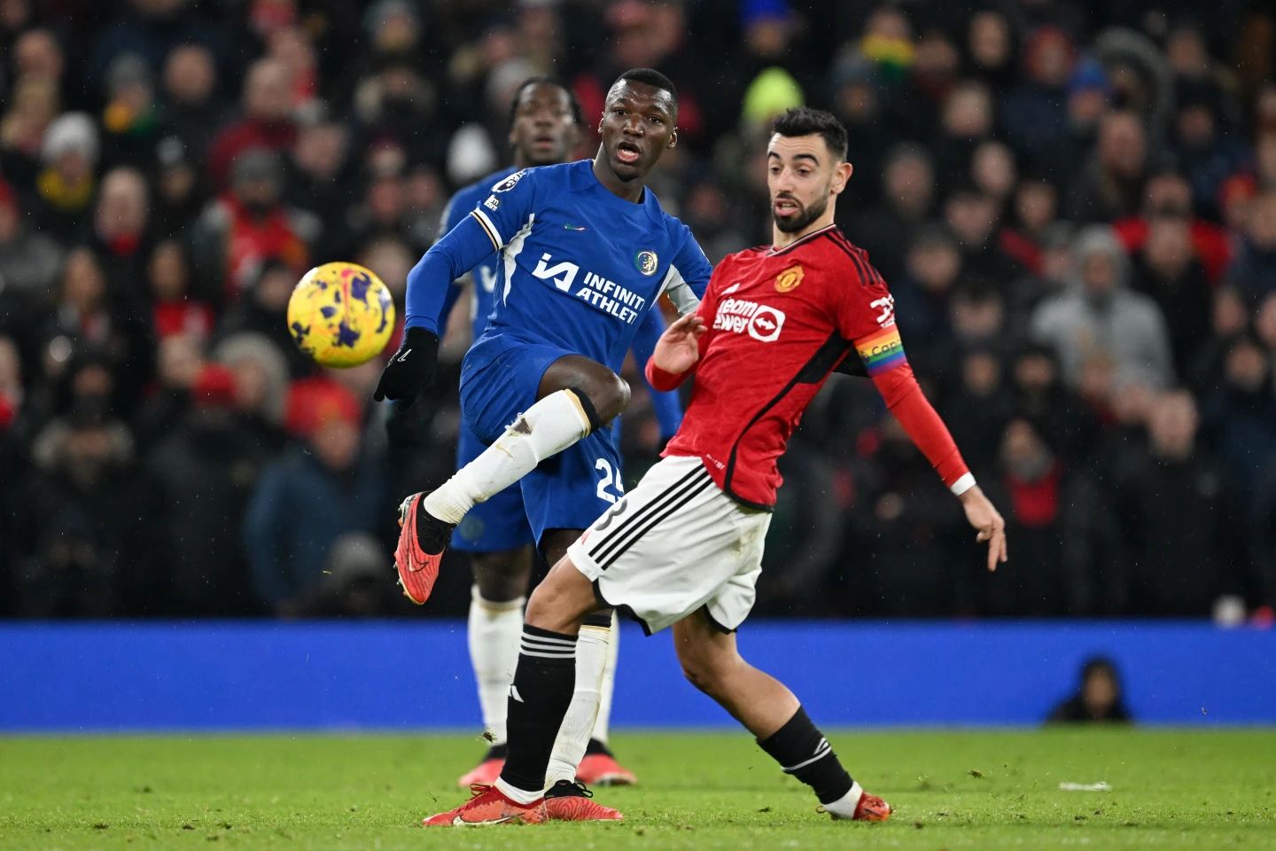 Ảnh bài viết Chelsea thăng hoa, vượt mặt Man Utd