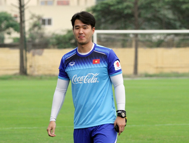 Ảnh bài viết Trợ lý cũ thầy Park tái xuất tuyển Việt Nam, hỗ trợ Kim Sang-sik?