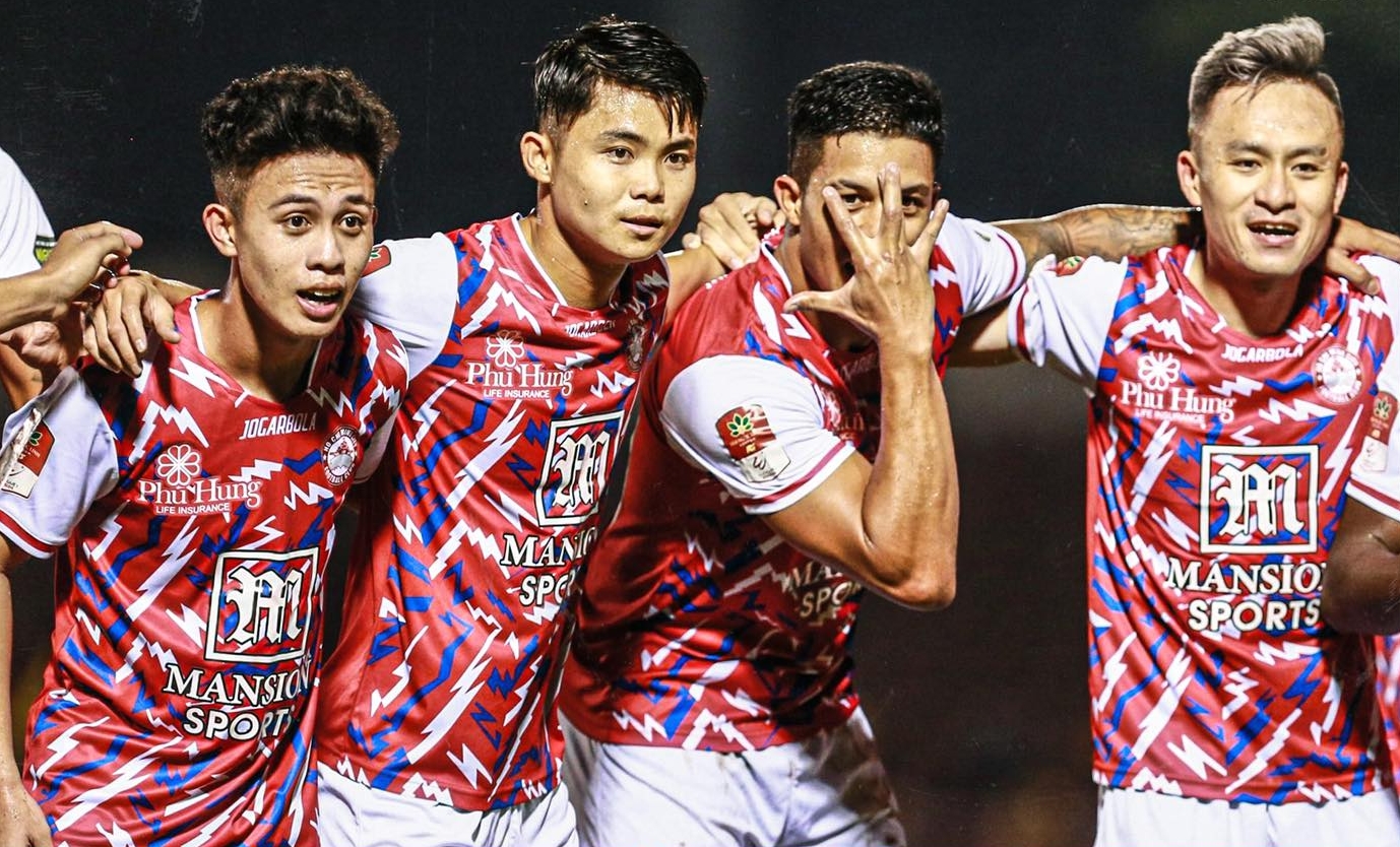 Ảnh bài viết HLV Popov lại nhận thẻ, Thanh Hóa chìm sâu khủng hoảng