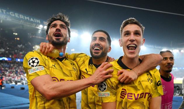 Ảnh bài viết Khi người thừa khuất phục những ngôi sao