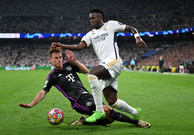 Ảnh bài viết Vinicius cho hàng thủ Bayern "hít khói"