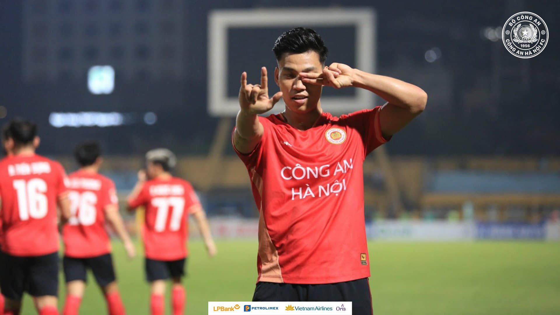 Ảnh bài viết Bị phạt vì xúc phạm trọng tài, Văn Thanh phá vỡ im lặng