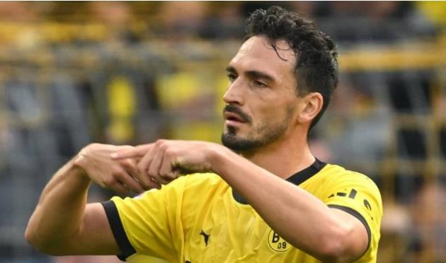 10 thương vụ đắt giá nhất Dortmund 10 năm qua