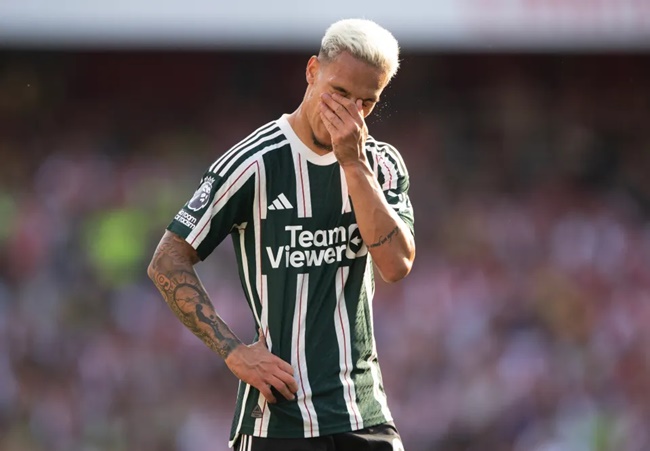 Ảnh bài viết Antony gây phẫn nộ cho CĐV Man Utd