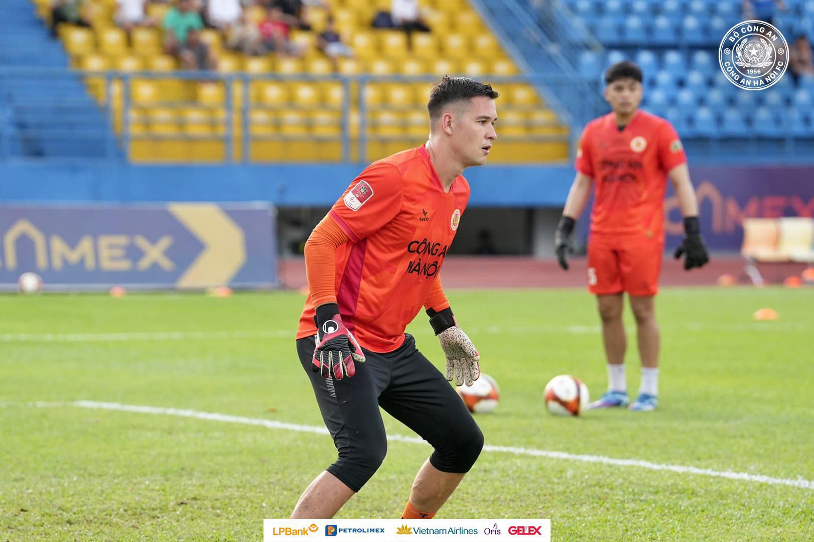 Ảnh bài viết CAHN đàm phán với Mano Polking, HLV Trần Tiến đại nói thẳng suy nghĩ