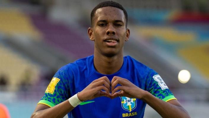 Ảnh bài viết Chelsea chiêu mộ thành công 'ảo thuật gia' 17 tuổi xứ Samba, giá 65 triệu euro đắt kỷ lục