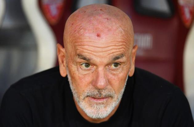 Stefano Pioli hững hờ với tin đồn bị sa thải