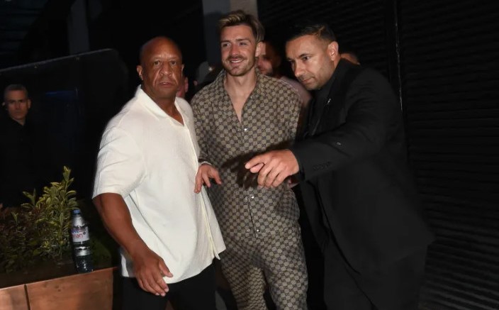 Ảnh bài viết Grealish say xỉn trong tiệc ăn mừng chức vô địch Premier League