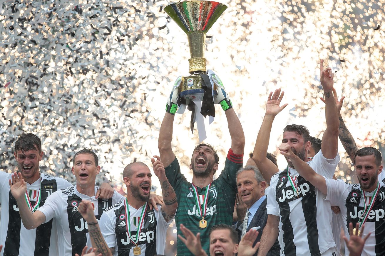 XONG! Gianluigi Buffon chính thức gia nhập PSG sau 17 năm cống hiến cho Juventus - Bóng Đá