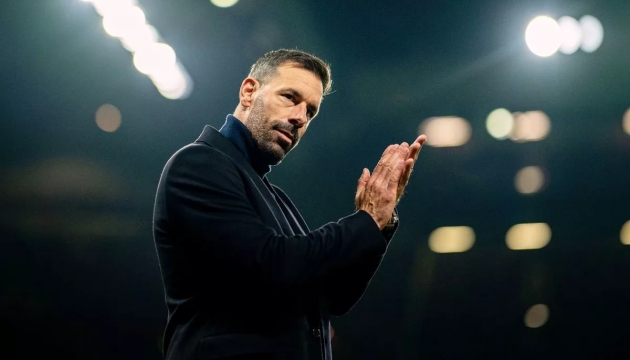Van Nistelrooy đã đúng khi Man United vùi dập Leicester City