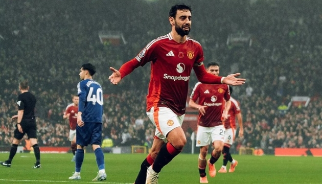 Ảnh bài viết Bruno Fernandes tin Amorim sẽ gắn kết và vực dậy Manchester United
