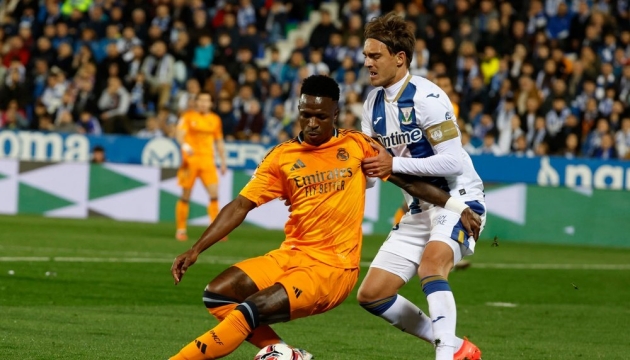 NÓNG: Real đón cú sốc Vinicius trước trận Liverpool