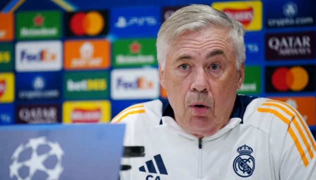 Khủng hoảng thẻ vàng, Real Madrid lo ngại 3 trụ cột bị treo giò sau trận Liverpool