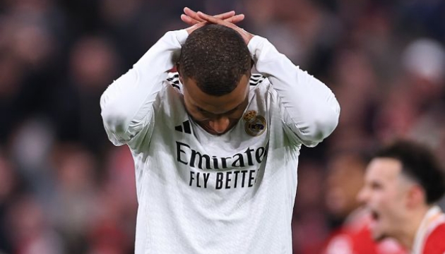 "Trả Mbappe lại PSG đi, cậu ấy không xứng đáng với Real Madrid"