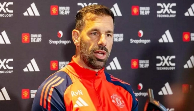 Man United nhận tin sốc trước thềm đại chiến Chelsea