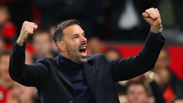 Lời cam kết của Van Nistelrooy với Amorim sẽ đưa Man United trở lại đỉnh cao