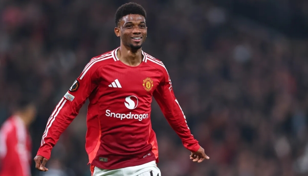 Van Nistelrooy được khuyên dùng Amad thay Rashford trận gặp Leicester