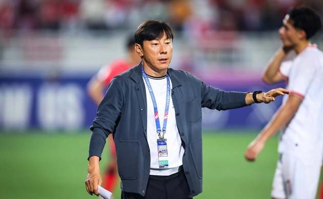 Xuân Son được triệu tập, ông Shin Tae-yong nói gì về tuyển Việt Nam?