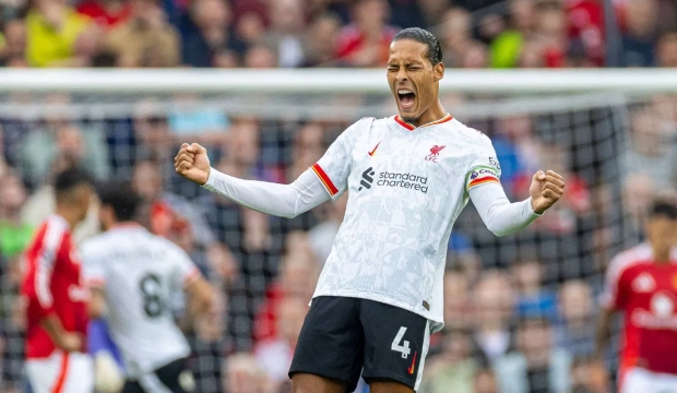 Van Dijk là chìa khóa, Liverpool sẵn sàng giữ chân Salah?