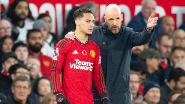 MU vs Barnsley: Cơ hội cuối cho Antony