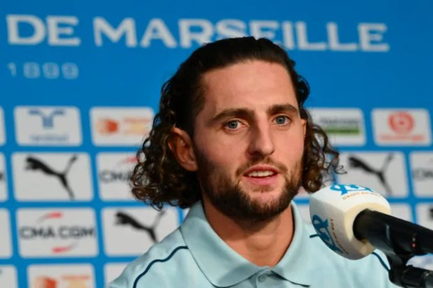 Ảnh bài viết Bị Arsenal - M.U ngó lơ, mục tiêu 0 đồng nói thẳng 1 điều ngày ra mắt