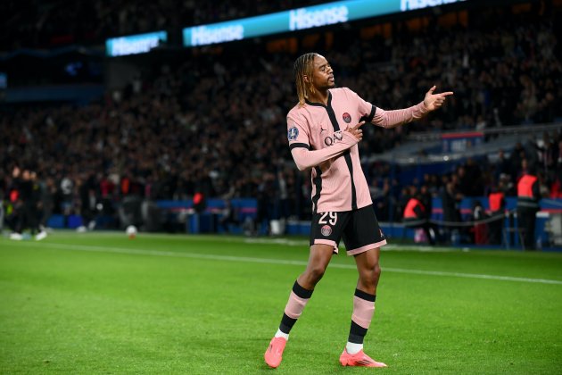 PSG 3-1 Rennes: Cú đúp sao trẻ; Mbappe có truyền nhân