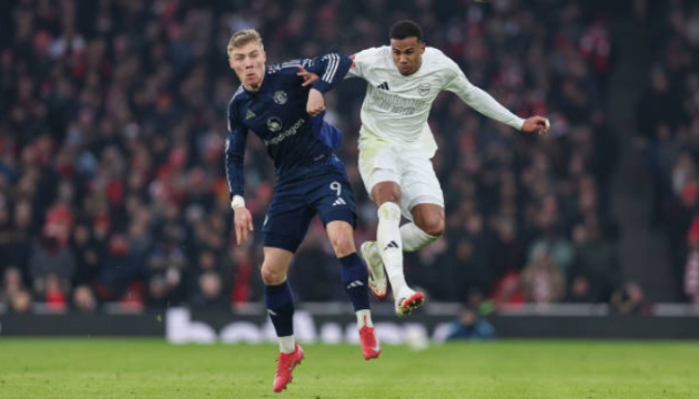 Điểm yếu đáng lo ngại của MU trước Arsenal