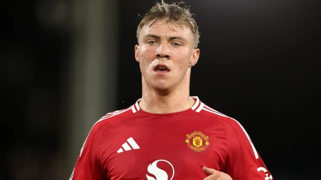 Ruben Amorim cần loại bỏ Rasmus Hojlund để cứu hàng công MU