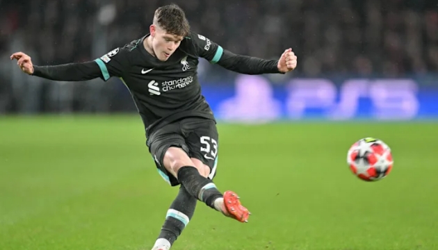 Thua PSV, Arne Slot vẫn khen ngợi 1 sao Liverpool