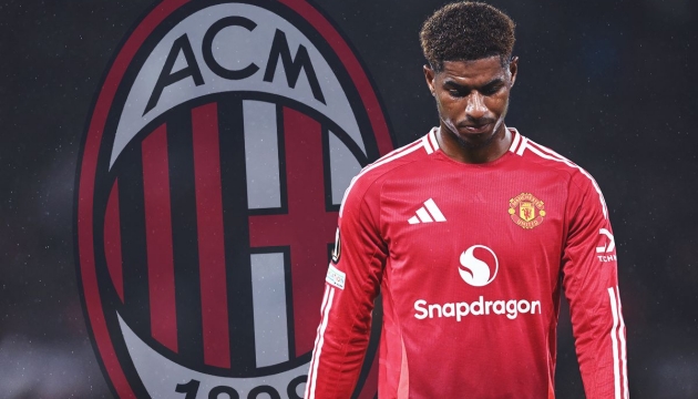 Chuyển nhượng sáng 07/01: AC Milan mượn Rashford; Chelsea gặp khó với Chalobah