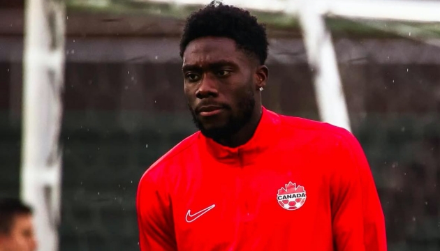 Cập nhật mới nhất về thương vụ Alphonso Davies đến Real